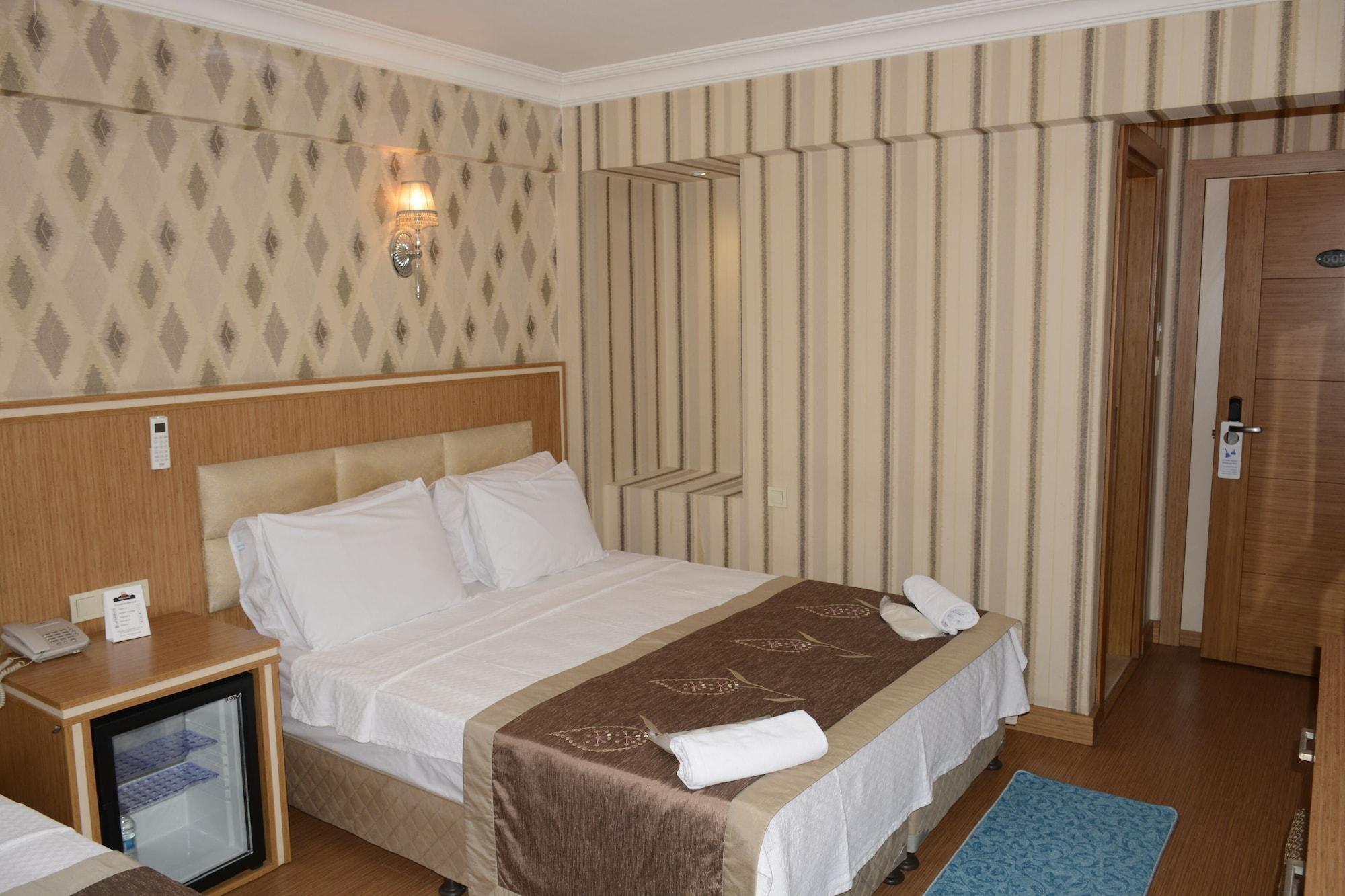 Hermanos Hotel Stambuł Zewnętrze zdjęcie